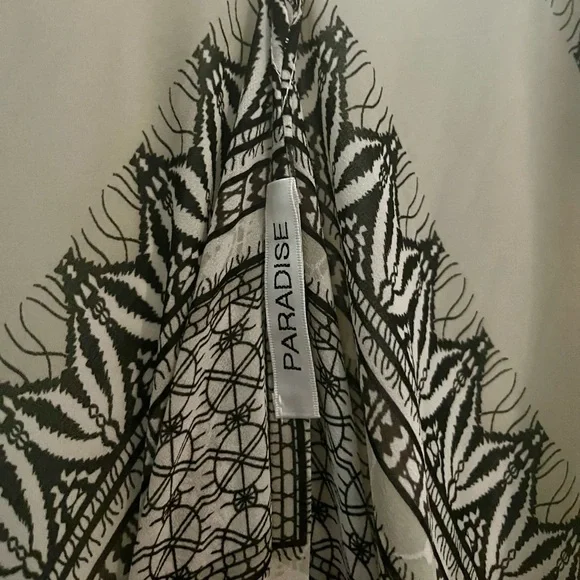 EUC Paradise Sleeveless Printed Caftan (OS) - Picture 2 of 3